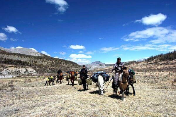 mongolia horse riding 156